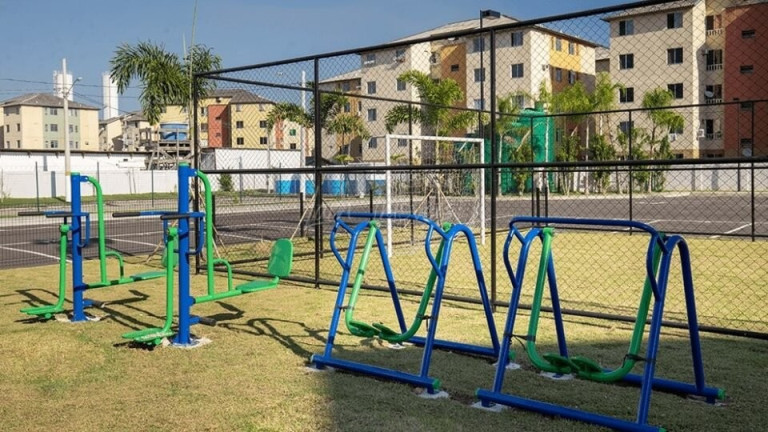 Imagem Apartamento com 2 Quartos à Venda, 43 m² em Santa Cruz - Rio De Janeiro