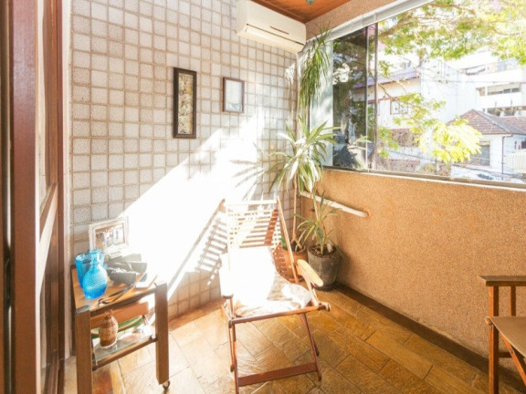 Imagem Apartamento com 3 Quartos à Venda, 96 m² em Mont Serrat - Porto Alegre Imagem Apartamento com 3 Quartos à Venda, 96 m² em Mont Serrat - Porto Alegre