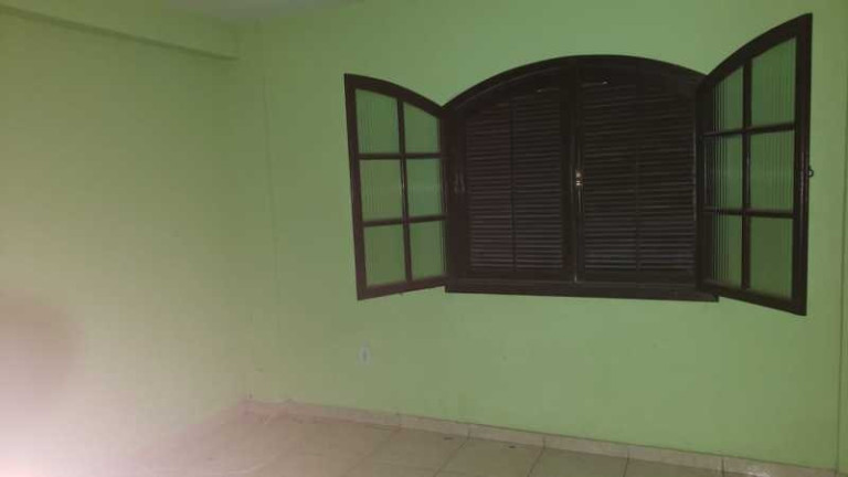 Imagem Imóvel com 3 Quartos à Venda, 200 m² em Campo Grande - Rio De Janeiro Imagem Imóvel com 3 Quartos à Venda, 200 m² em Campo Grande - Rio De Janeiro