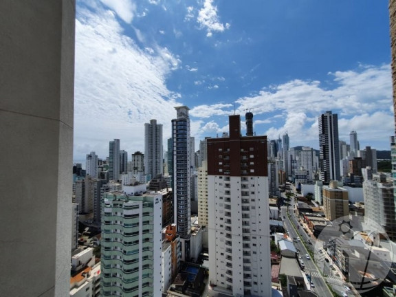 Imagem Apartamento com 3 Quartos à Venda, 195 m² em Centro - Balneário Camboriú Imagem Apartamento com 3 Quartos à Venda, 195 m² em Centro - Balneário Camboriú