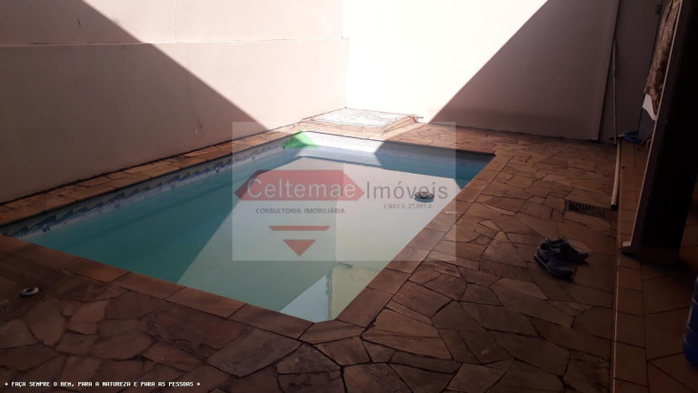 Imagem Casa com 3 Quartos à Venda, 280 m² em Jardim Eulalia - Taubaté Imagem Casa com 3 Quartos à Venda, 280 m² em Jardim Eulalia - Taubaté