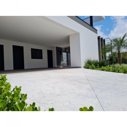 Imagem Casa com 4 Quartos à Venda, 286 m² em Santa Regina - Camboriú