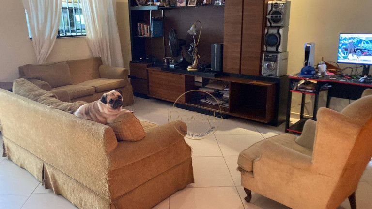 Sobrado com 3 Quartos à Venda, 200 m² em Vila Camilópolis - Santo André