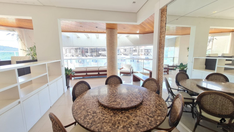 Imagem Imóvel com 4 Quartos à Venda, 314 m² em Riviera - Bertioga Imagem Imóvel com 4 Quartos à Venda, 314 m² em Riviera - Bertioga