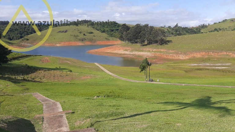 Imagem Imóvel com 10 Quartos à Venda, 1.200 m² em Centro - Piracaia Imagem Imóvel com 10 Quartos à Venda, 1.200 m² em Centro - Piracaia