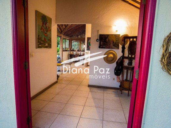 Imagem Casa com 4 Quartos à Venda, 355 m² em João Fernandes - Búzios Imagem Casa com 4 Quartos à Venda, 355 m² em João Fernandes - Búzios
