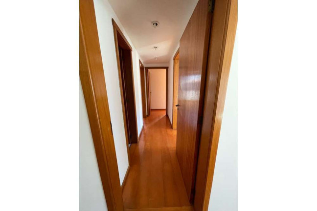 Imagem Apartamento com 3 Quartos à Venda, 95 m² em Santana - Porto Alegre Imagem Apartamento com 3 Quartos à Venda, 95 m² em Santana - Porto Alegre