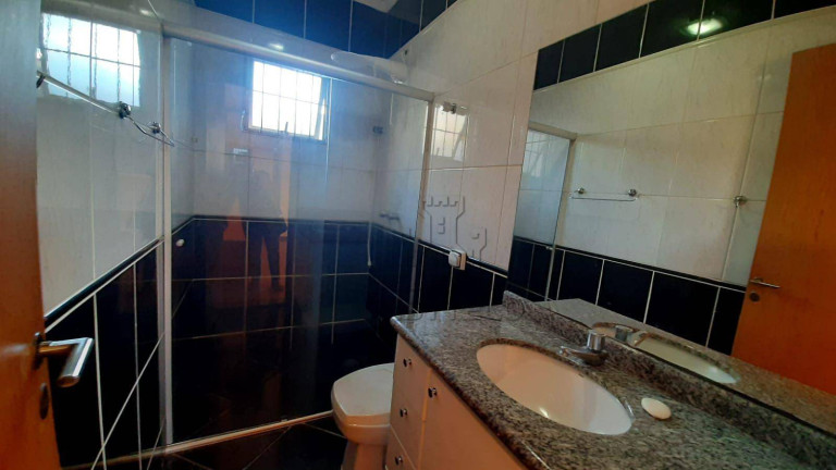 Imagem Casa com 3 Quartos para Alugar, 126 m² em Vale Dos Tucanos - Londrina