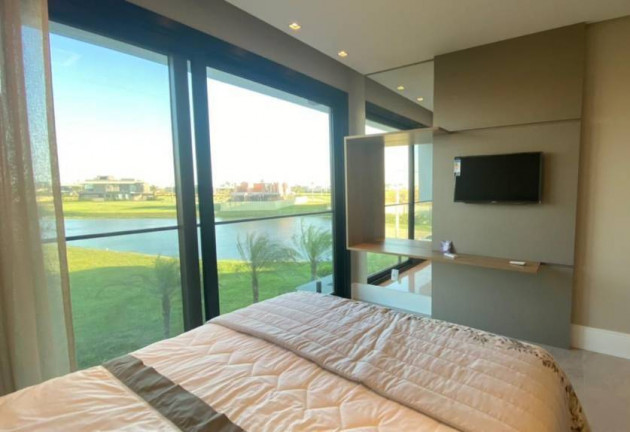Imagem Casa com 5 Quartos à Venda, 360 m² em Centro - Xangri-lá Imagem Casa com 5 Quartos à Venda, 360 m² em Centro - Xangri-lá