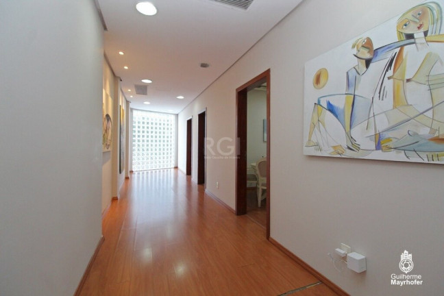 Imagem Imóvel à Venda, 440 m² em Auxiliadora - Porto Alegre Imagem Imóvel à Venda, 440 m² em Auxiliadora - Porto Alegre
