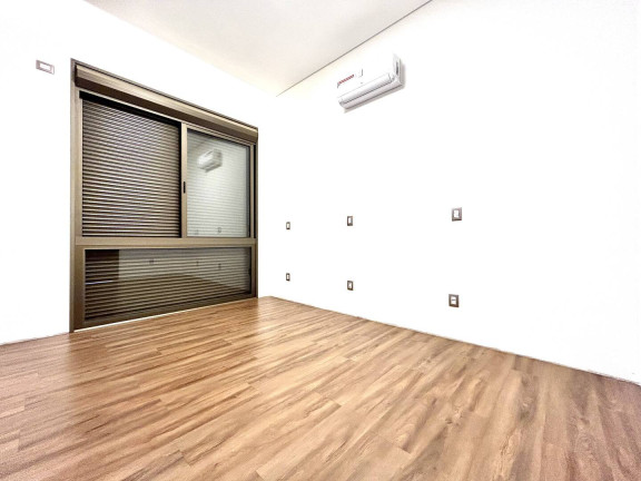 Imagem Casa com 4 Quartos à Venda, 320 m² em Alphaville - Santana De Parnaíba Imagem Casa com 4 Quartos à Venda, 320 m² em Alphaville - Santana De Parnaíba
