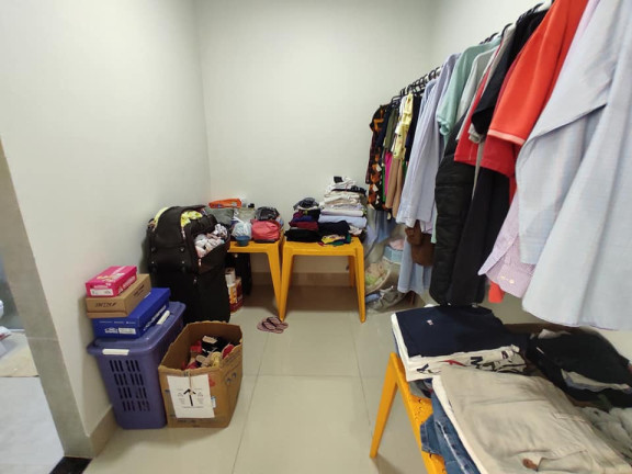 Imagem Imóvel com 
            	3             Quartos à Venda, 170 m² em 
            	Chacara Sao Pedro             - 
            	Aparecida De Goiania            