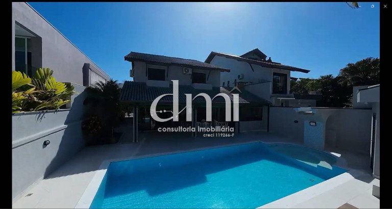 Imagem Casa com 5 Quartos à Venda, em Riviera - Bertioga Imagem Casa com 5 Quartos à Venda, em Riviera - Bertioga