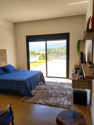 Imagem Imóvel com 3 Quartos à Venda, 400 m² em Medeiros - Jundiaí Imagem Imóvel com 3 Quartos à Venda, 400 m² em Medeiros - Jundiaí