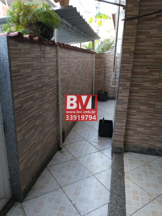 Imagem Casa com 2 Quartos à Venda, 48 m² em Irajá - Rio De Janeiro Imagem Casa com 2 Quartos à Venda, 48 m² em Irajá - Rio De Janeiro