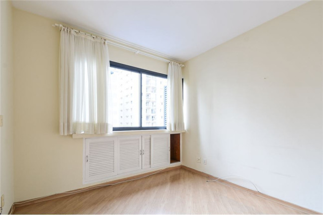 Imagem Imóvel com 3 Quartos à Venda, em Vila Olímpia - São Paulo Imagem Imóvel com 3 Quartos à Venda, em Vila Olímpia - São Paulo