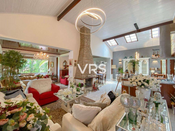 Imagem Casa com 4 Quartos à Venda, 250 m² em Golfe - Teresópolis Imagem Casa com 4 Quartos à Venda, 250 m² em Golfe - Teresópolis