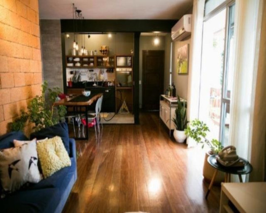 Imagem Imóvel com 3 Quartos à Venda, 127 m² em Icaraí - Niterói Imagem Imóvel com 3 Quartos à Venda, 127 m² em Icaraí - Niterói