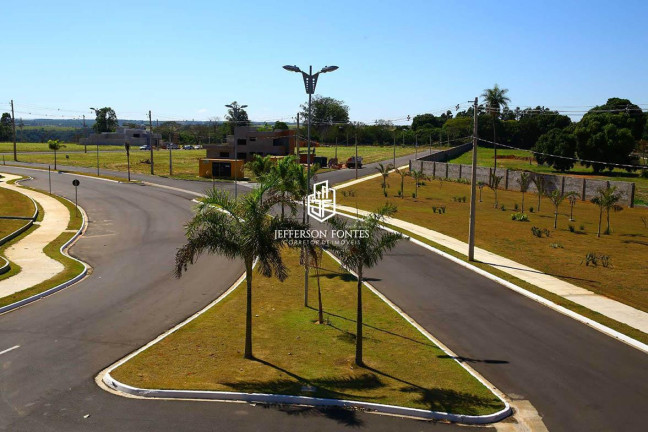Imagem Casa à Venda, 360 m² em Jardim São Domingos - Marília Imagem Casa à Venda, 360 m² em Jardim São Domingos - Marília