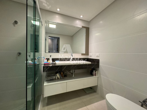 Imagem Flat com 3 Quartos à Venda, 113 m² em Pitangueiras - Guarujá Imagem Flat com 3 Quartos à Venda, 113 m² em Pitangueiras - Guarujá