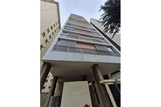 Imagem Imóvel com 3 Quartos à Venda, em Higienópolis - São Paulo Imagem Imóvel com 3 Quartos à Venda, em Higienópolis - São Paulo