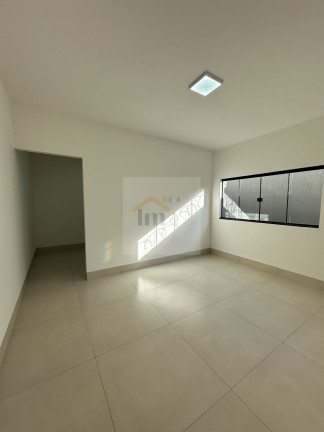 Imagem Casa com 3 Quartos à Venda, 175 m² em Jardim Buriti Sereno - Aparecida De Goiânia