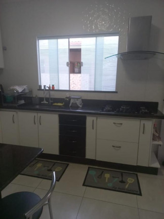 Imagem Sobrado com 3 Quartos à Venda, 110 m² em Jardim Adolpho Bim - Marília Imagem Sobrado com 3 Quartos à Venda, 110 m² em Jardim Adolpho Bim - Marília