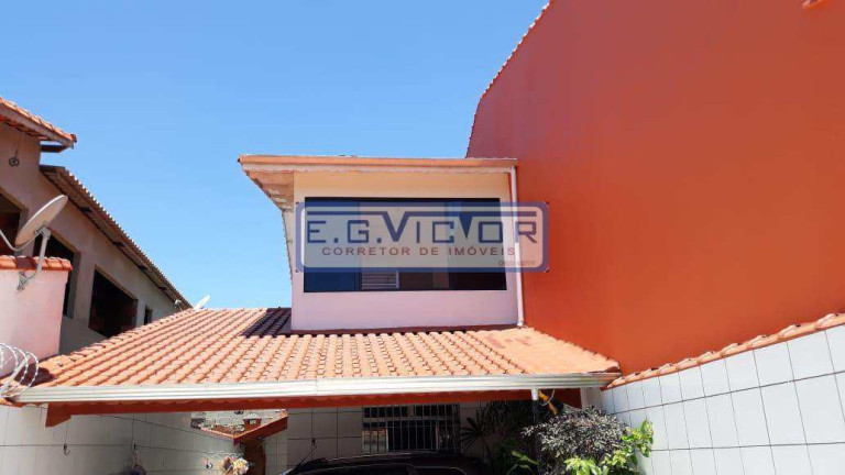 Imagem Sobrado com 3 Quartos à Venda, 135 m² em Balneário Regina Maria - Mongaguá
