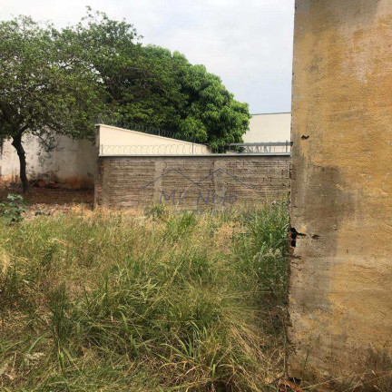 Imagem Terreno à Venda, 1.100 m² em Centro - Pirassununga Imagem Terreno à Venda, 1.100 m² em Centro - Pirassununga