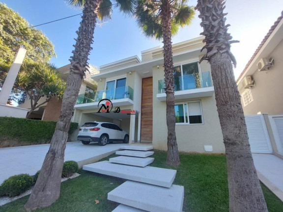 Casa com 4 Quartos à Venda, 270 m² em Alphaville - Barueri