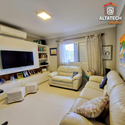Imagem Imóvel com 3 Quartos à Venda, 210 m² em Centro - Poços De Caldas Imagem Imóvel com 3 Quartos à Venda, 210 m² em Centro - Poços De Caldas