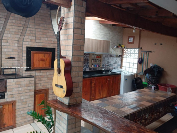 Imagem Casa com 6 Quartos à Venda, 220 m² em Cidade Industrial - Curitiba Imagem Casa com 6 Quartos à Venda, 220 m² em Cidade Industrial - Curitiba