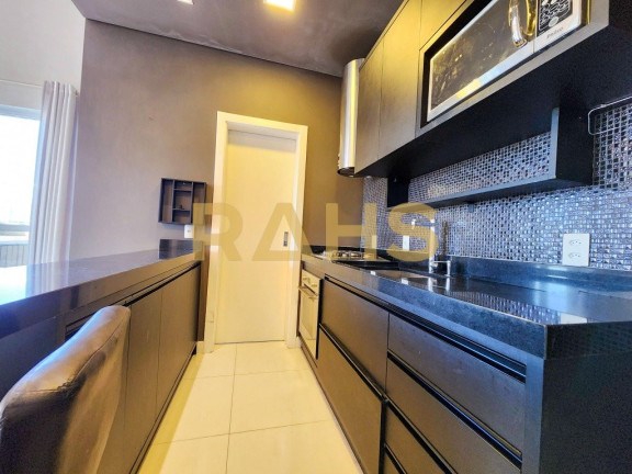 Imagem Cobertura com 3 Quartos à Venda, 169 m² em Santo Antônio - Joinville
