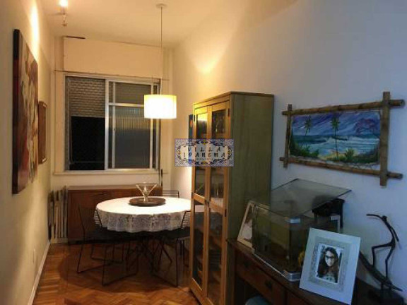 Imagem Apartamento com 2 Quartos à Venda, 71 m² em Leme - Rio De Janeiro Imagem Apartamento com 2 Quartos à Venda, 71 m² em Leme - Rio De Janeiro