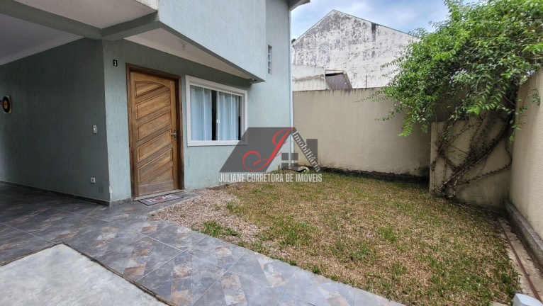 Imagem Sobrado com 3 Quartos à Venda, 134 m² em Santo Inácio - Curitiba