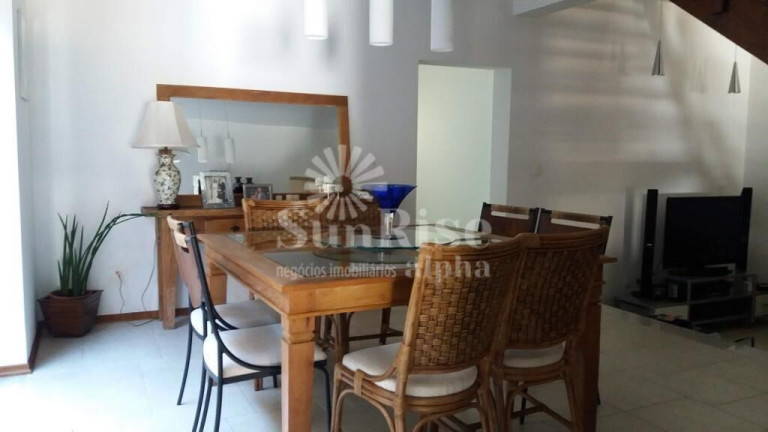 Imagem Casa com 3 Quartos à Venda, 293 m² em Vila Rosália - Guarulhos Imagem Casa com 3 Quartos à Venda, 293 m² em Vila Rosália - Guarulhos