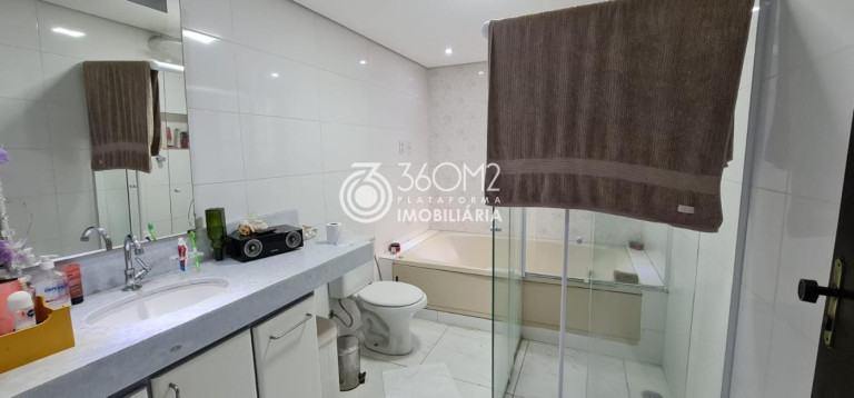 Imagem Casa com 5 Quartos à Venda, 380 m² em Campestre - Santo André Imagem Casa com 5 Quartos à Venda, 380 m² em Campestre - Santo André