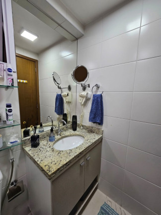 Imagem Apartamento com 2 Quartos à Venda, 75 m² em Centro - Niterói