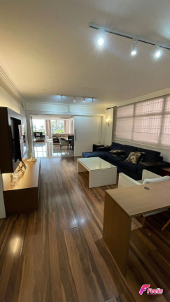 Imagem Apartamento com 4 Quartos à Venda, 332 m² em Centro - Florianópolis Imagem Apartamento com 4 Quartos à Venda, 332 m² em Centro - Florianópolis