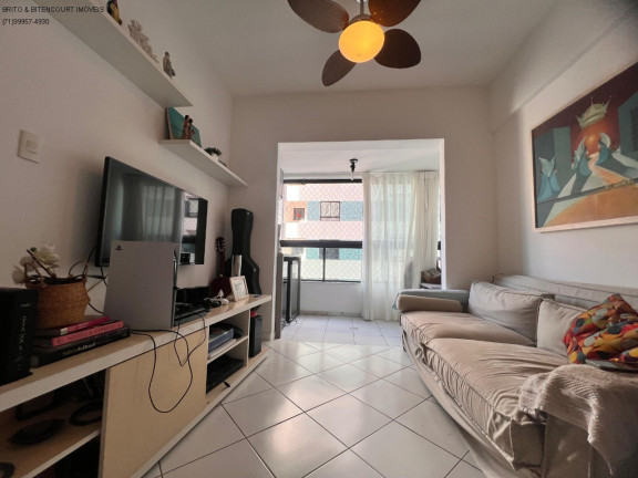 Imagem Imóvel com 3 Quartos à Venda, 74 m² em Pituba - Salvador Imagem Imóvel com 3 Quartos à Venda, 74 m² em Pituba - Salvador