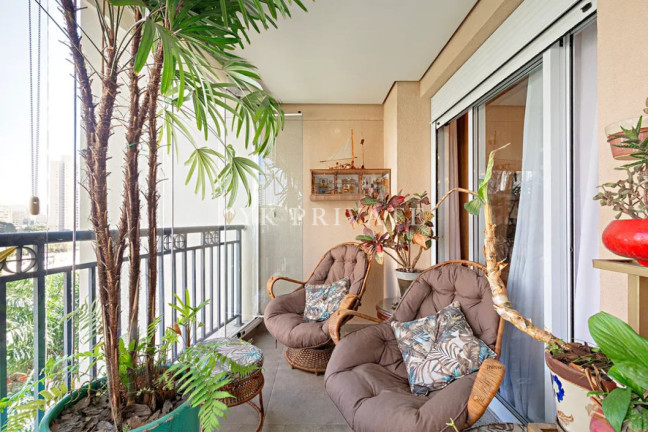 Imagem Apartamento com 3 Quartos à Venda, 153 m² em Vila Romana - São Paulo