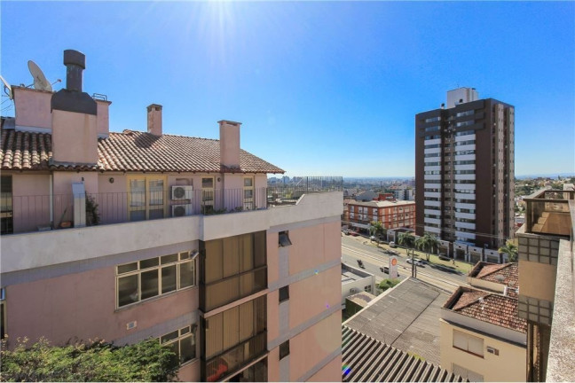 Imagem Imóvel com 2 Quartos à Venda, 151 m² em Bom Jesus - Porto Alegre