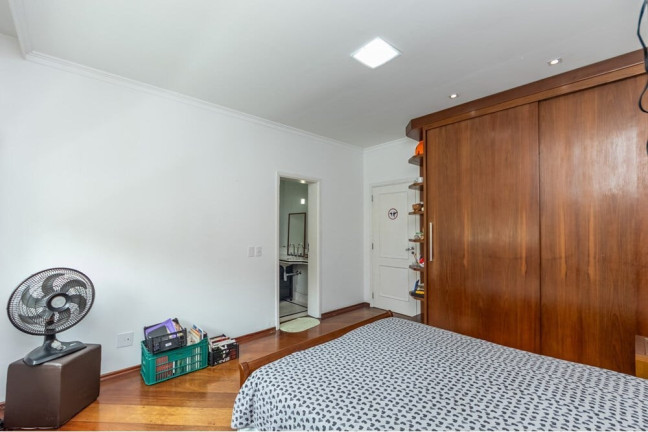 Imagem Casa com 6 Quartos à Venda, 360 m² em Santana - São Paulo Imagem Casa com 6 Quartos à Venda, 360 m² em Santana - São Paulo