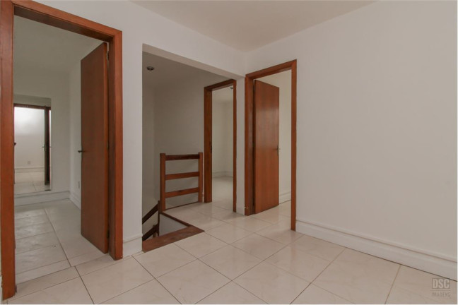 Imagem Casa com 3 Quartos à Venda,  em Hípica - Porto Alegre