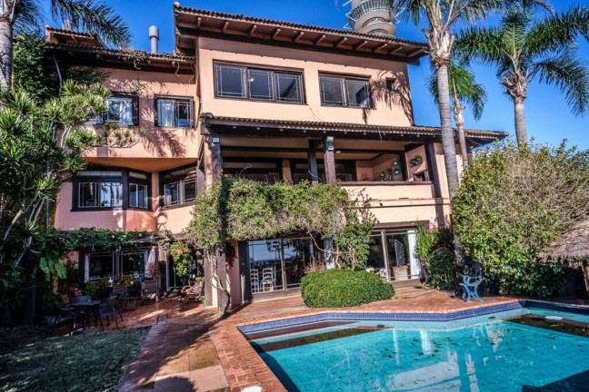 Casa com 5 Quartos à Venda,  em Santa Tereza - Porto Alegre