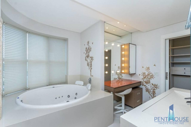 Imagem Apartamento com 4 Quartos à Venda, 237 m² em Centro - Balneário Camboriú Imagem Apartamento com 4 Quartos à Venda, 237 m² em Centro - Balneário Camboriú