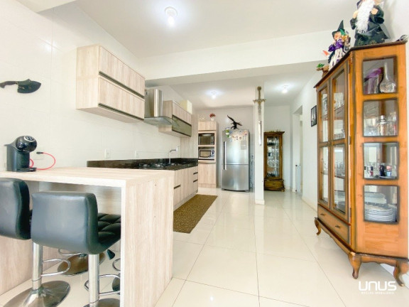 Imagem Cobertura com 3 Quartos à Venda, 363 m² em Kobrasol - São José