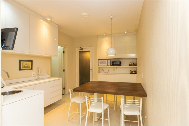 Imagem Casa com 4 Quartos à Venda, em Alto De Pinheiros - São Paulo Imagem Casa com 4 Quartos à Venda, em Alto De Pinheiros - São Paulo