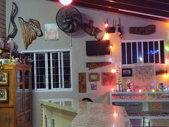 Imagem Chácara com 5 Quartos à Venda, 1.783 m² em álvares Florence