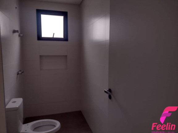 Imagem Casa com 3 Quartos à Venda, 156 m² em Campeche - Florianópolis Imagem Casa com 3 Quartos à Venda, 156 m² em Campeche - Florianópolis